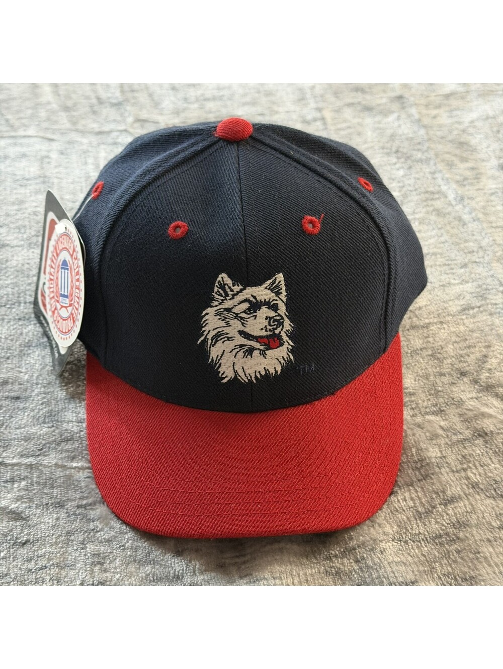 Puma a.t.a. Officially Licensed UCONN Kids Snapback Hat Navy Red Husky Dog NEW
